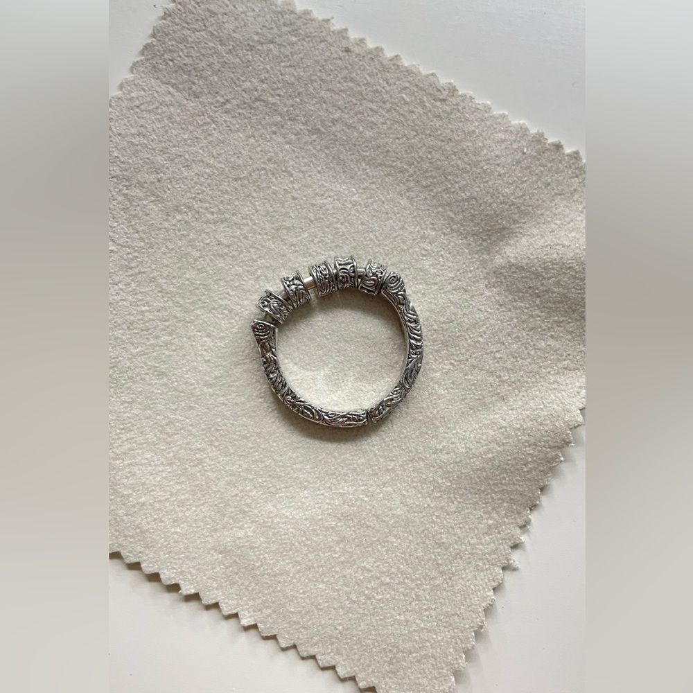 Ring - Picture 2 of 2